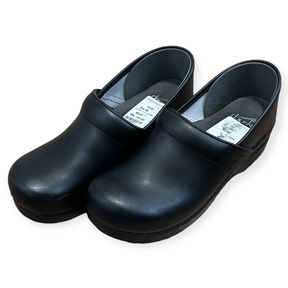 Dansko Black Leather Clogs Size 40 9.5-10